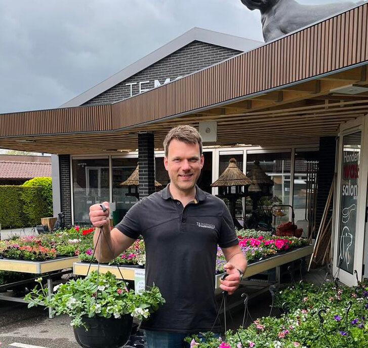 Rick te Morsche dierenspeciaalzaak te Morsche in Wierden Overijssel.